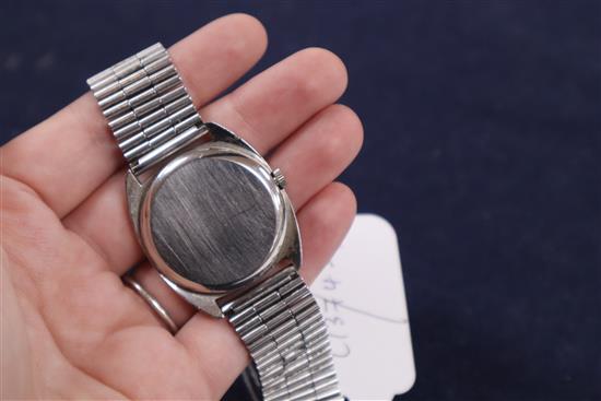 A gentlemans stainless steel Omega de Ville automatic wristwatch.